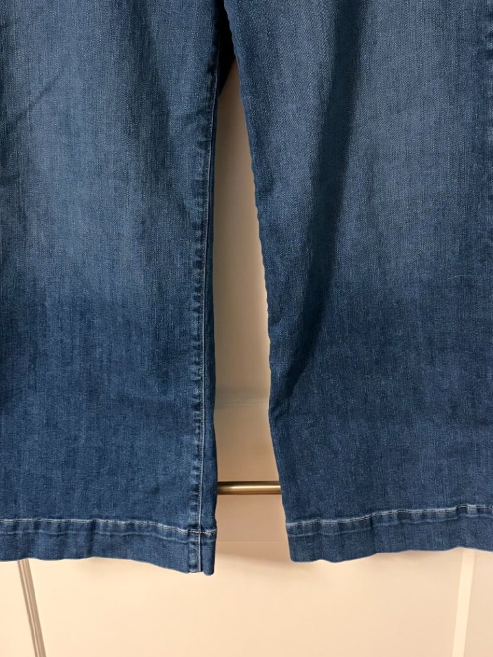 Paige Connie Crop jeans wide leg high rise medium wash size 31 designer denim - Picture 5 of 10